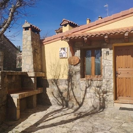 הוילה Barajas de Gredos Tinao De Gredos מראה חיצוני תמונה